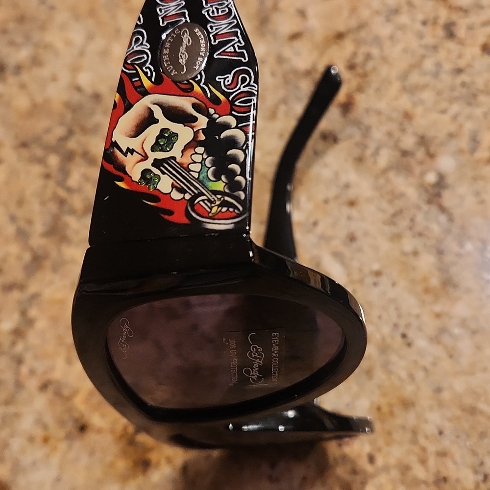 Ed Hardy Signature Skull Fire Flames Black Sunglasses. New! Iconic. Unisex